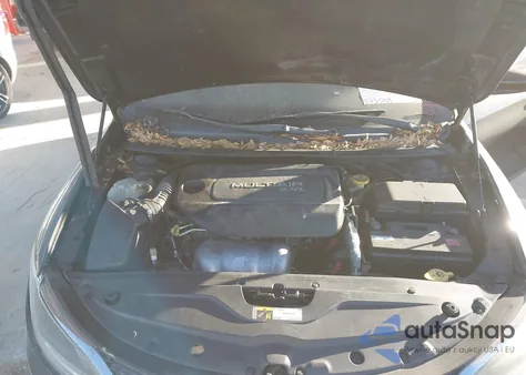 2015 Chrysler 200 Limited z USA, uszkodzony, nr VIN 1C3CCCAB1FN699435